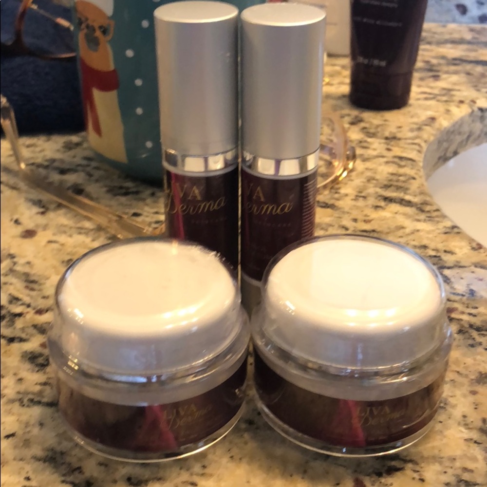 Livaderma retinol face and eye cream